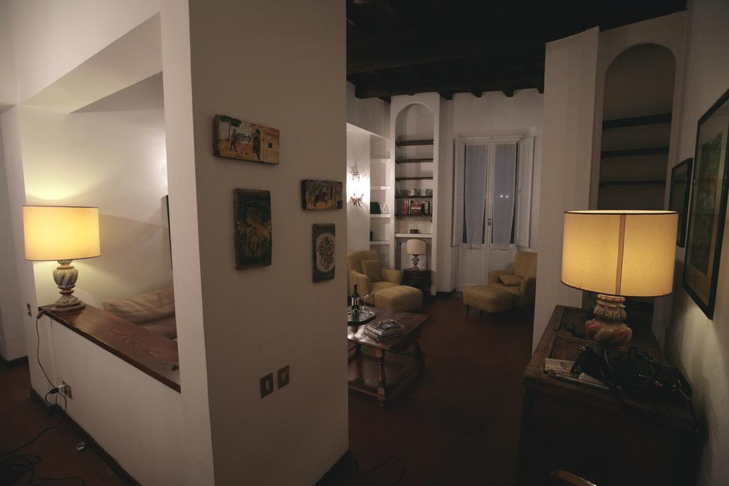 Domus Antonella A Trastevere Řím Exteriér fotografie